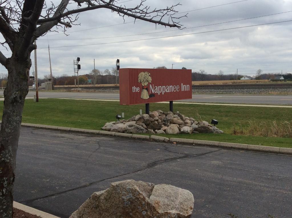 Countryside Inn Nappanee Extérieur photo