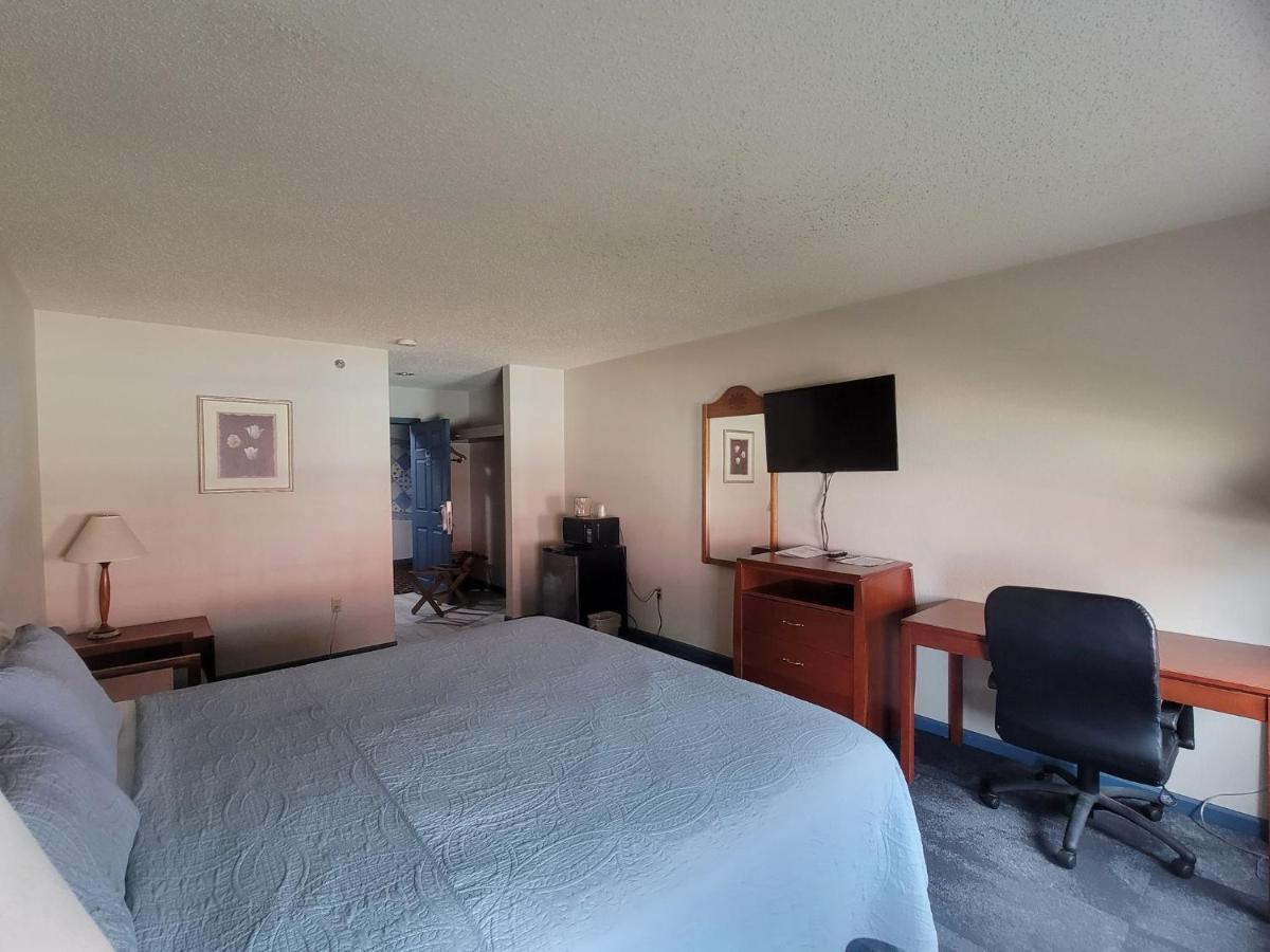 Countryside Inn Nappanee Extérieur photo